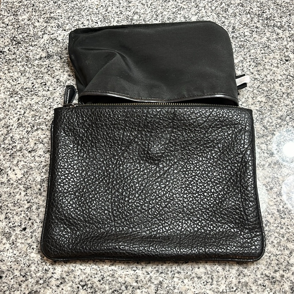 Coach New York Medium Pouch F22499 black Varsity Stripe grained leather - Picture 6 of 13